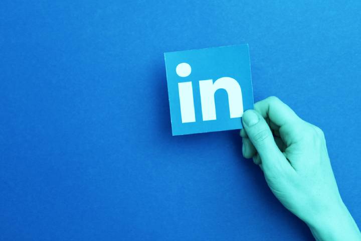 Steps To Optimize Your LinkedIn Profile